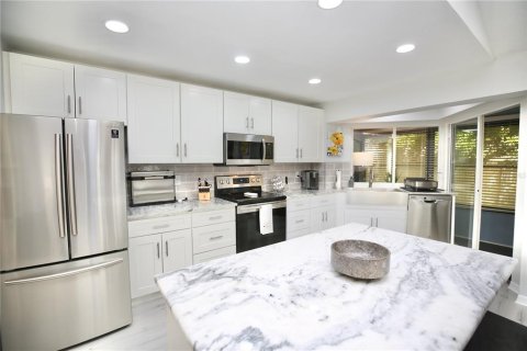 Condominio en venta en Palm Harbor, Florida, 2 dormitorios, 114.27 m2 № 2396896 - foto 17