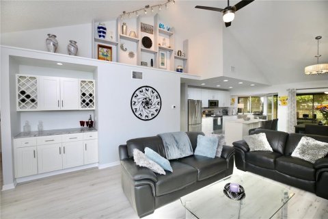 Condominio en venta en Palm Harbor, Florida, 2 dormitorios, 114.27 m2 № 2396896 - foto 8