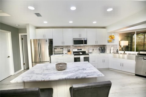 Condominio en venta en Palm Harbor, Florida, 2 dormitorios, 114.27 m2 № 2396896 - foto 22