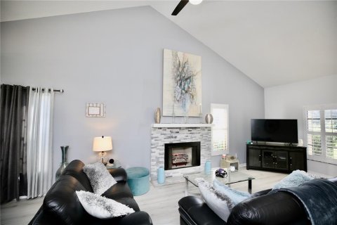 Condominio en venta en Palm Harbor, Florida, 2 dormitorios, 114.27 m2 № 2396896 - foto 6