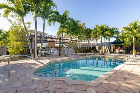 House in Cutler Bay, Florida 4 bedrooms, 155.15 sq.m. № 1707915 - photo 27