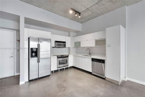 Copropriété à louer à Miami, Floride: 1 chambre, 68.28 m2 № 1976663 - photo 8