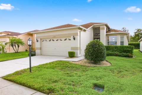 House in Hudson, Florida 3 bedrooms, 181.9 sq.m. № 2266915