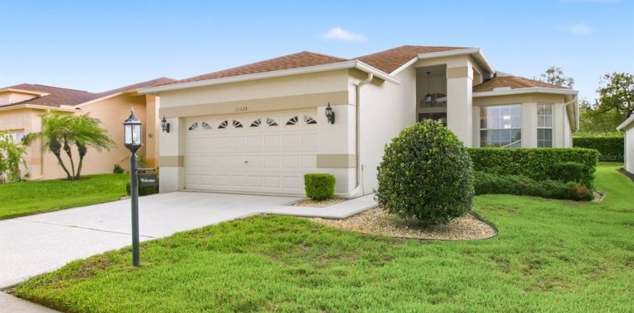 Villa ou maison à Hudson, Floride 3 chambres, 181.9 m2 № 2266915