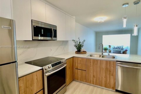 Condominio en venta en Margate, Florida, 1 dormitorio, 66.89 m2 № 2005360 - foto 8