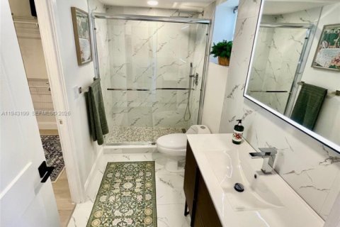 Condominio en venta en Margate, Florida, 1 dormitorio, 66.89 m2 № 2005360 - foto 19