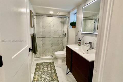 Condominio en venta en Margate, Florida, 1 dormitorio, 66.89 m2 № 2005360 - foto 21