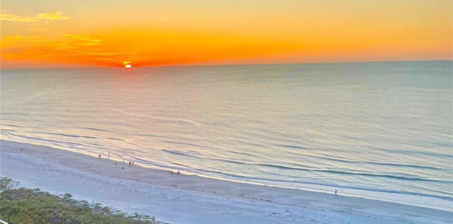 Condo à Clearwater, Floride, 3 chambres № 2100479