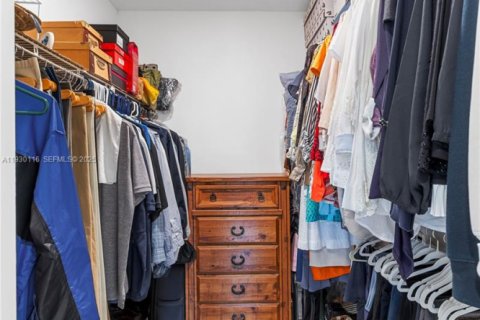 Купить кондоминиум в Уэстон, Флорида 2 спальни, 118.26м2, № 1989639 - фото 23