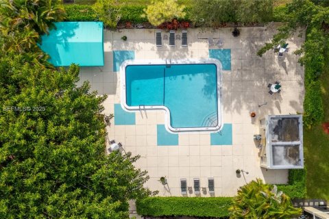 Купить кондоминиум в Уэстон, Флорида 2 спальни, 118.26м2, № 1989639 - фото 28