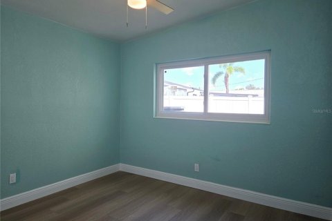 Casa en venta en Saint Petersburg, Florida, 3 dormitorios, 125.98 m2 № 1631996 - foto 21