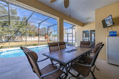 House in BELLALAGO in Kissimmee, Florida 5 bedrooms, 261.33 sq.m. № 2221885 - photo 25
