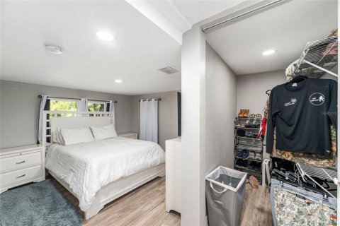 Dúplex en venta en Chiefland, Florida, 5 dormitorios, 122.63 m2 № 2236483 - foto 23