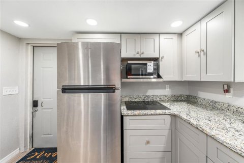 Dúplex en venta en Chiefland, Florida, 5 dormitorios, 122.63 m2 № 2236483 - foto 11