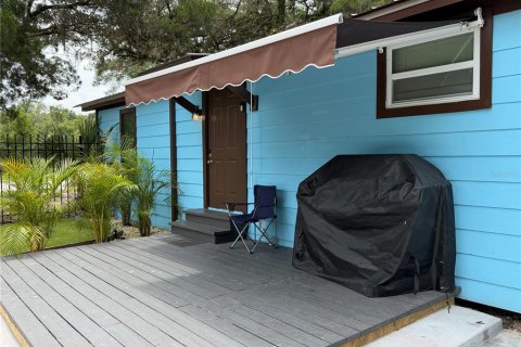 Dúplex en venta en Chiefland, Florida, 5 dormitorios, 122.63 m2 № 2236483 - foto 4