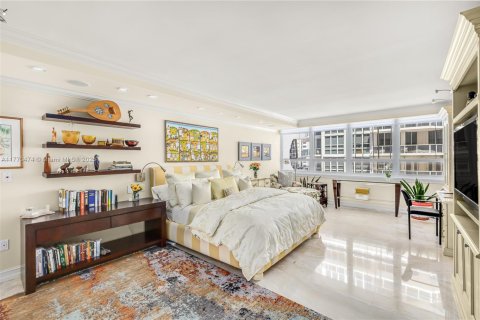 Condo in Bal Harbour, Florida, 2 bedrooms  № 1867128 - photo 7