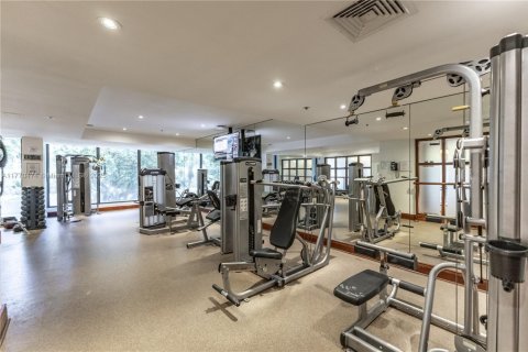 Condo in Bal Harbour, Florida, 2 bedrooms  № 1867128 - photo 19