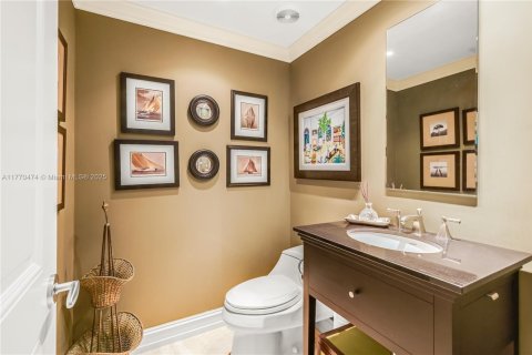 Condo in Bal Harbour, Florida, 2 bedrooms  № 1867128 - photo 6