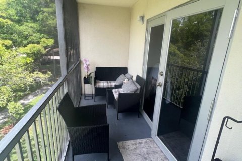 Condominio en venta en Pembroke Pines, Florida, 1 dormitorio, 75.34 m2 № 1983243 - foto 7