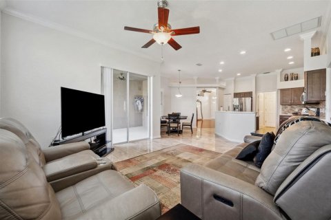 House in Hudson, Florida 3 bedrooms, 193.52 sq.m. № 1688374 - photo 18