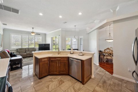 House in Hudson, Florida 3 bedrooms, 193.52 sq.m. № 1688374 - photo 13