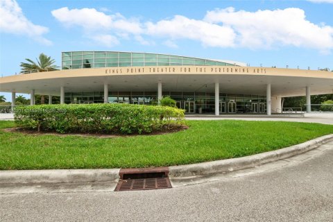 Condo in Tamarac, Florida, 2 bedrooms  № 1836812 - photo 24