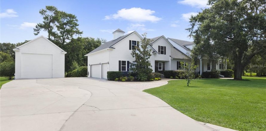 Villa ou maison à Astatula, Floride 5 chambres, 466.18 m2 № 1346636