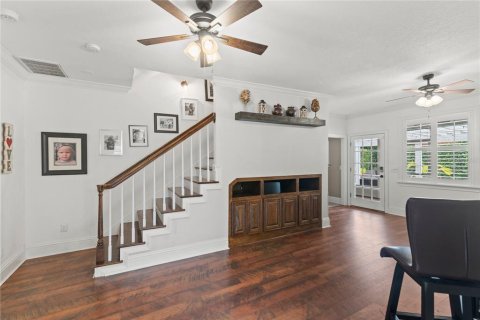 House in Orlando, Florida 4 bedrooms, 252.88 sq.m. № 1832901 - photo 15