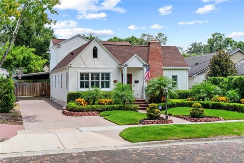 House in Orlando, Florida 4 bedrooms, 252.88 sq.m. № 1832901 - photo 2