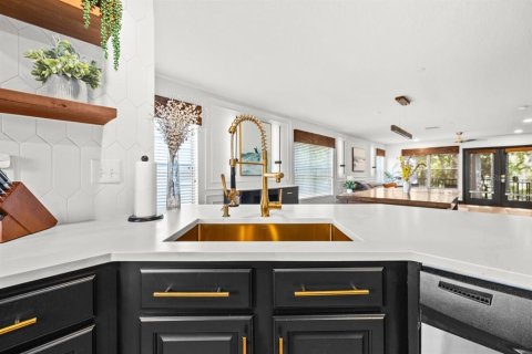 Touwnhouse à vendre à Tampa, Floride: 3 chambres, 146.04 m2 № 1898993 - photo 11