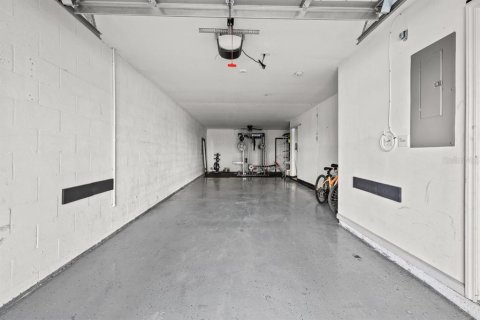 Touwnhouse à vendre à Tampa, Floride: 3 chambres, 146.04 m2 № 1898993 - photo 26