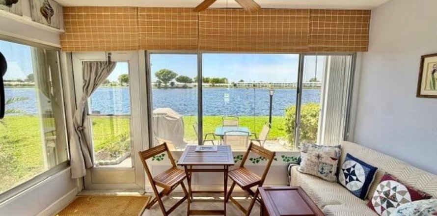 Condo in Boynton Beach, Florida, 2 bedrooms  № 2086973