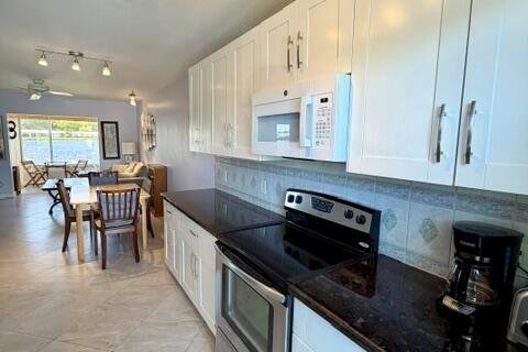 Condo in Boynton Beach, Florida, 2 bedrooms  № 2086973 - photo 4