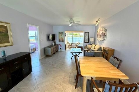 Condo in Boynton Beach, Florida, 2 bedrooms  № 2086973 - photo 6
