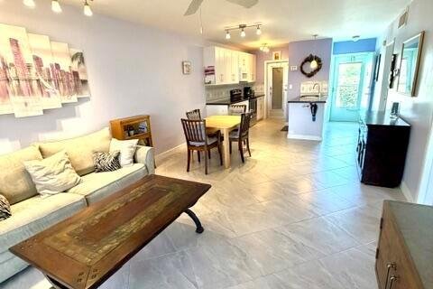 Condo in Boynton Beach, Florida, 2 bedrooms  № 2086973 - photo 10
