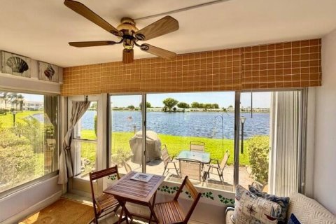 Condo in Boynton Beach, Florida, 2 bedrooms  № 2086973 - photo 13