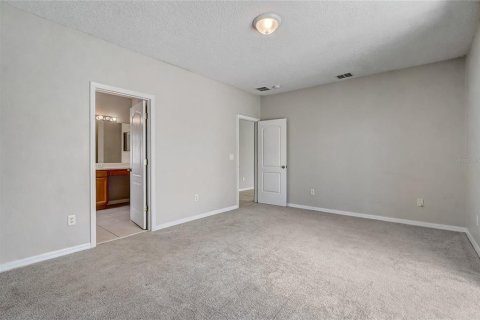 House in Kissimmee, Florida 4 bedrooms, 209.87 sq.m. № 2207279 - photo 23