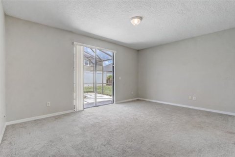 House in Kissimmee, Florida 4 bedrooms, 209.87 sq.m. № 2207279 - photo 22
