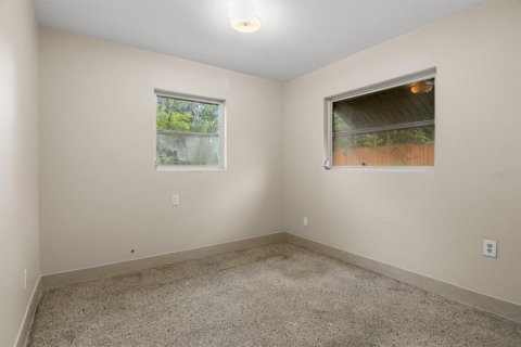 Casa en venta en Pinellas Park, Florida, 3 dormitorios, 96.06 m2 № 2202584 - foto 18