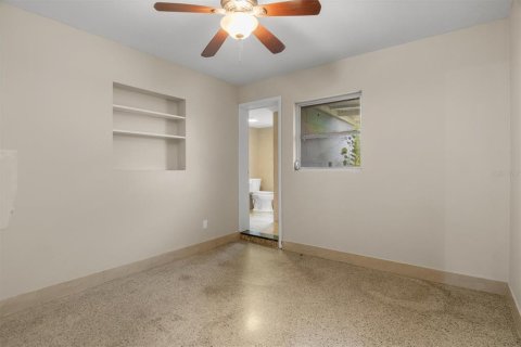 Casa en venta en Pinellas Park, Florida, 3 dormitorios, 96.06 m2 № 2202584 - foto 16