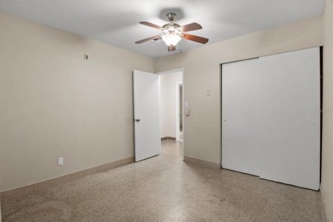 Casa en venta en Pinellas Park, Florida, 3 dormitorios, 96.06 m2 № 2202584 - foto 17