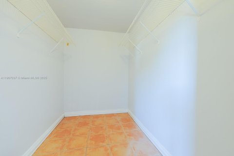 Adosado en alquiler en Homestead, Florida, 2 dormitorios, 85.47 m2 № 2013617 - foto 11