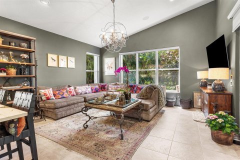 House in Delray Beach, Florida 3 bedrooms, 248.61 sq.m. № 2399651 - photo 15