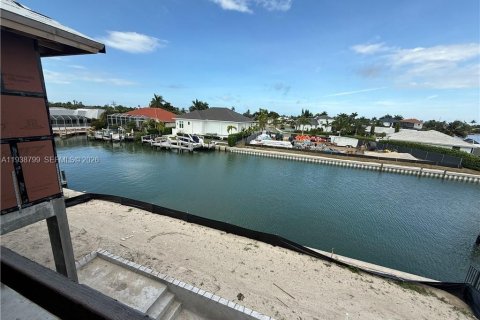Casa en venta en Marco Island, Florida, 5 dormitorios № 2062283 - foto 9