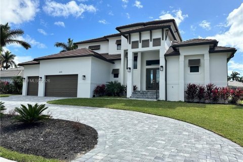 Casa en Marco Island, Florida 5 dormitorios № 2062283