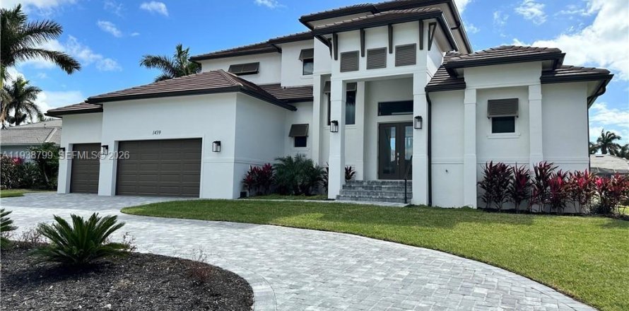 Casa en Marco Island, Florida 5 dormitorios № 2062283