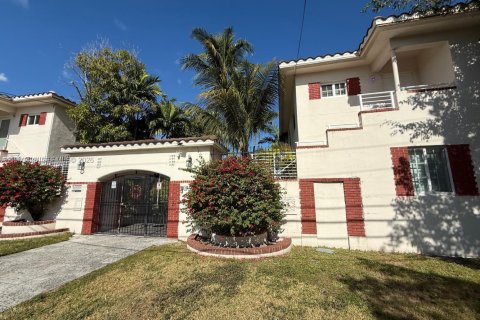 Copropriété à louer à Miami Beach, Floride: 1 chambre, 54.72 m2 № 1998298 - photo 8