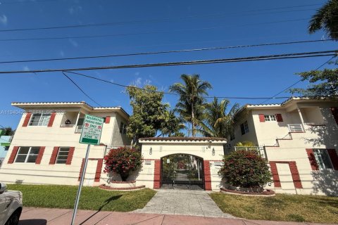 Copropriété à louer à Miami Beach, Floride: 1 chambre, 54.72 m2 № 1998298 - photo 7