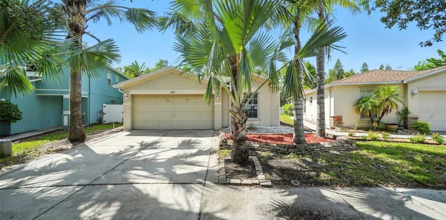 Villa ou maison à Land O' Lakes, Floride 3 chambres, 139.45 m2 № 1915370