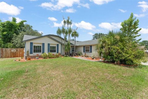 House in Ocoee, Florida 3 bedrooms, 127.37 sq.m. № 1870386 - photo 2
